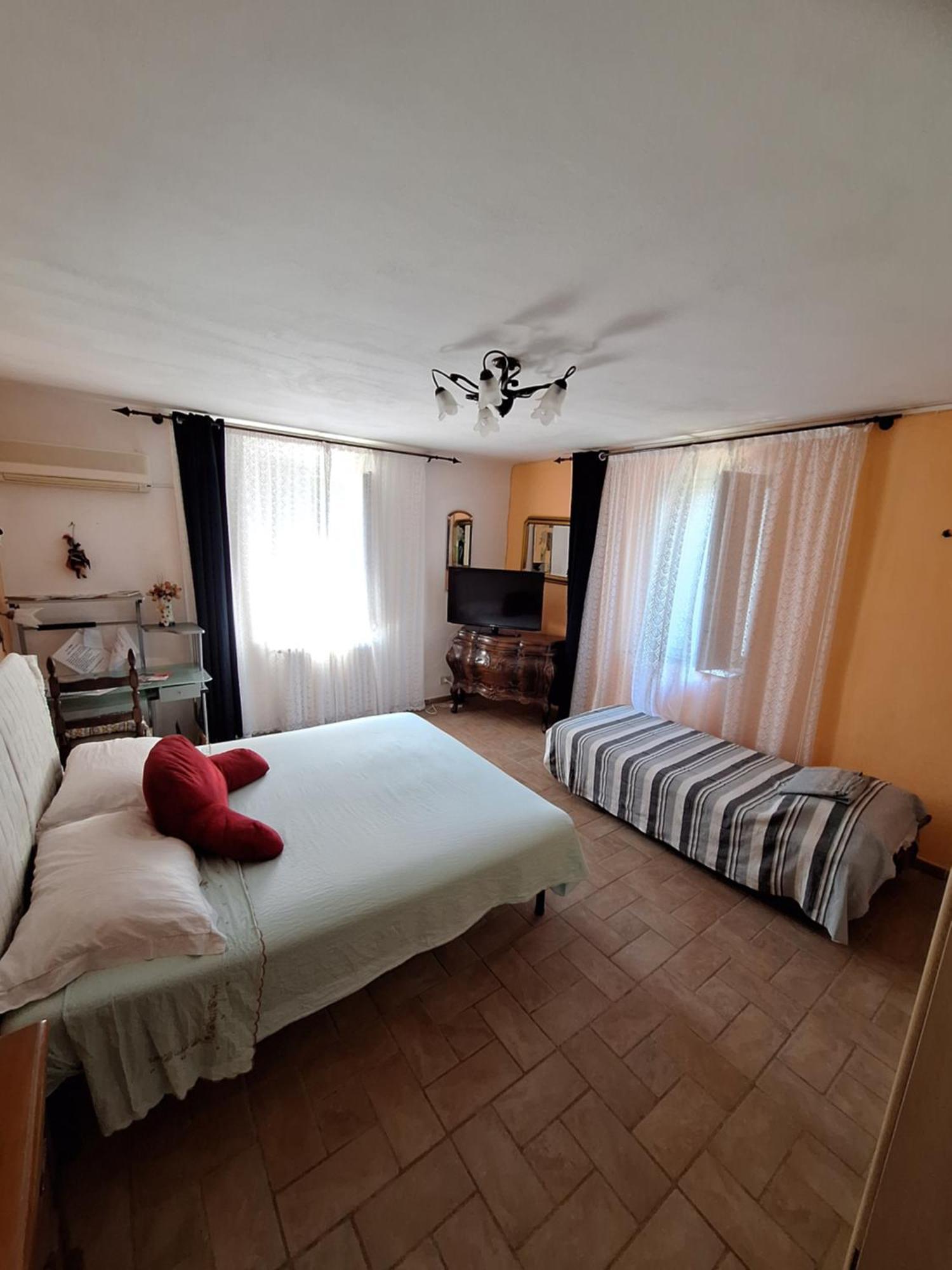 Mama' Hotel Castell'Anselmo ภายนอก รูปภาพ