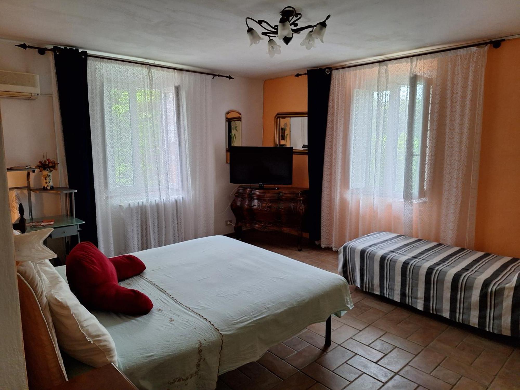 Mama' Hotel Castell'Anselmo ภายนอก รูปภาพ